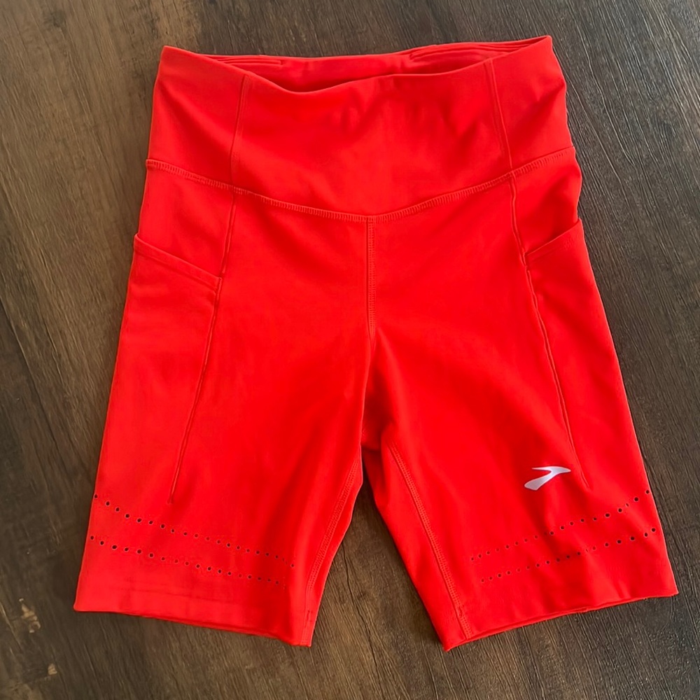 Brooks Method 8” Shorts